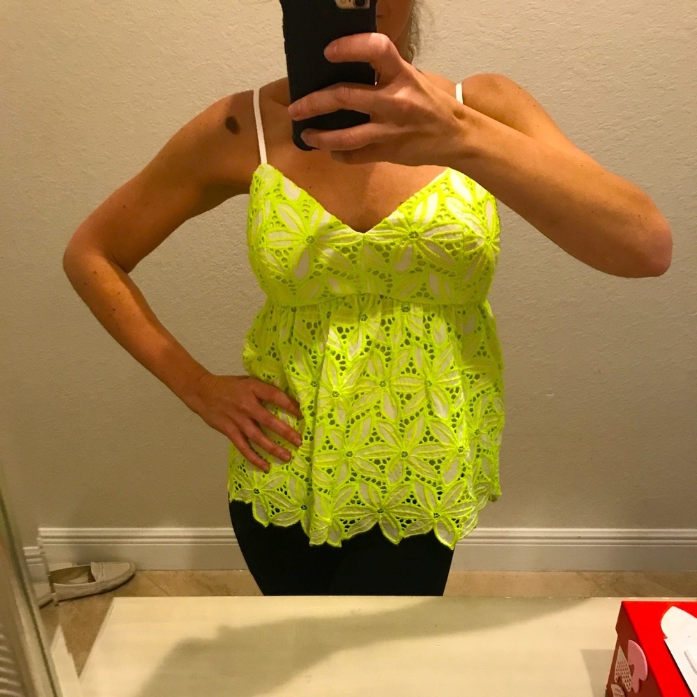 Lilly Pulitzer neon green cotton eyelet top size XS